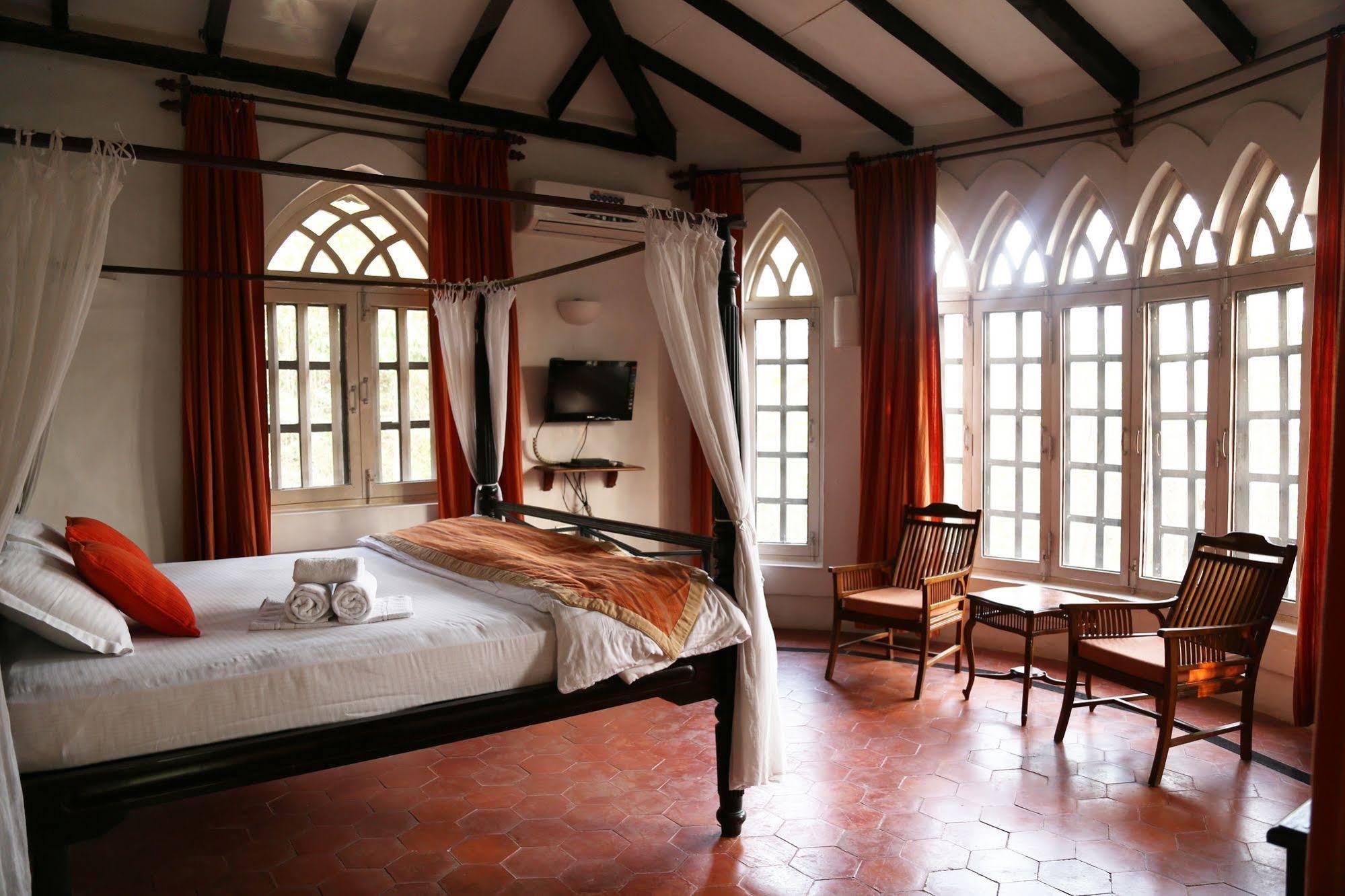 Wildflower Villas - All Villa Hotel, Family Run Candolim Extérieur photo